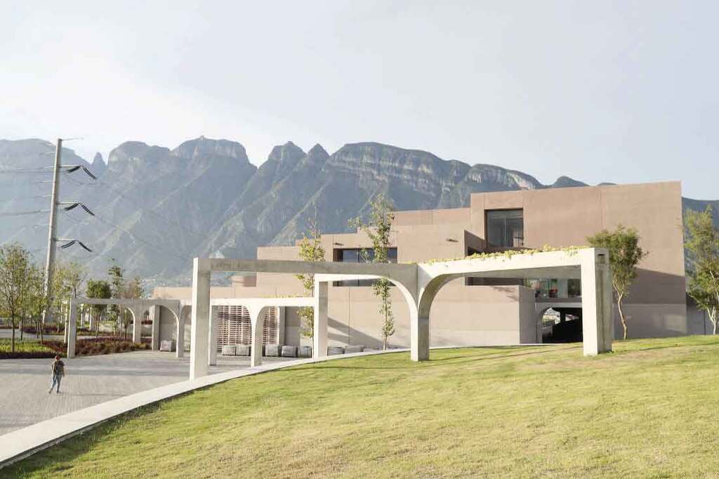 Vista exterior del proyecto ESTOA UDEM